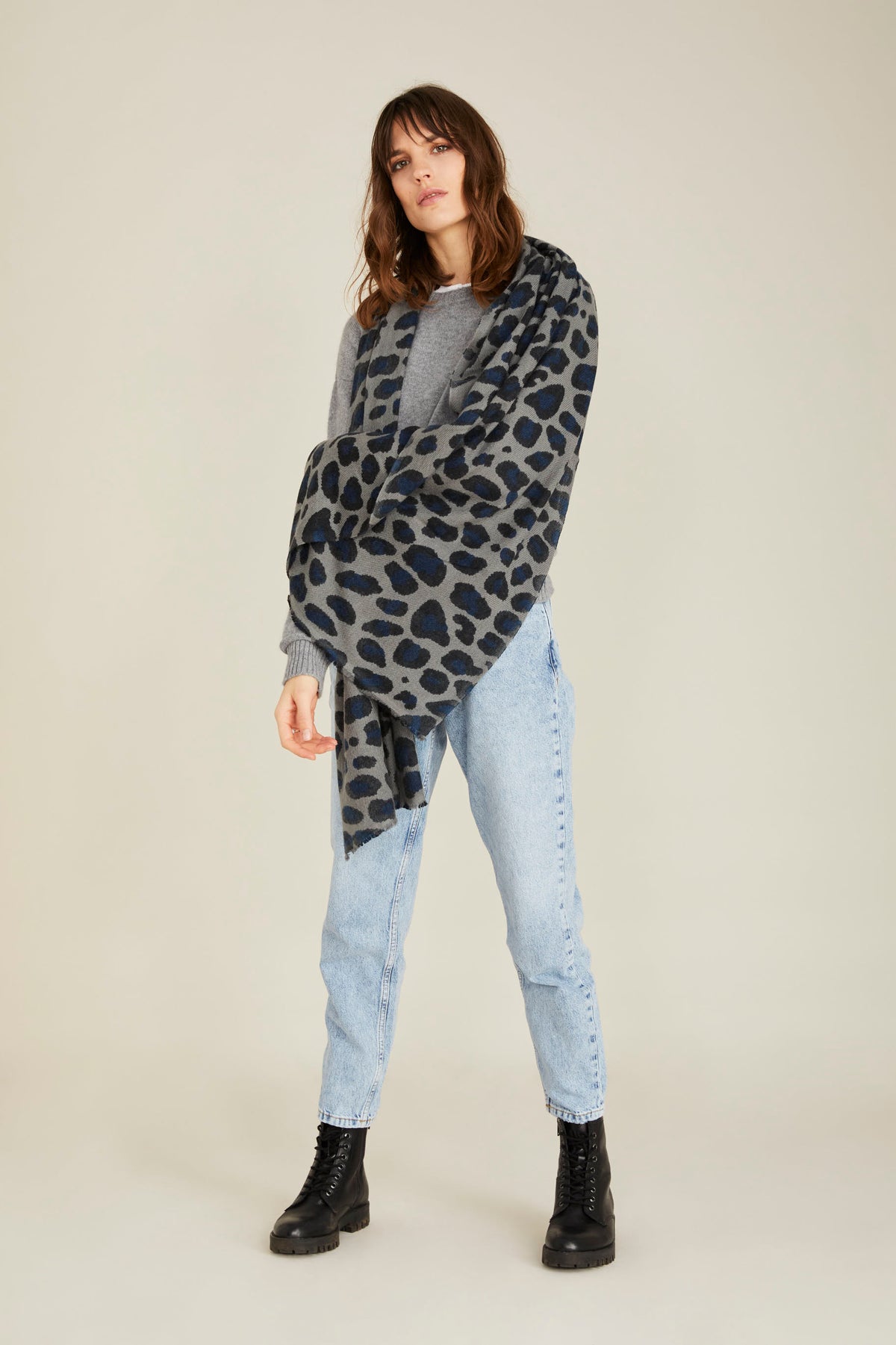 100% Cashmere Charcoal Monster Leopard Wrap