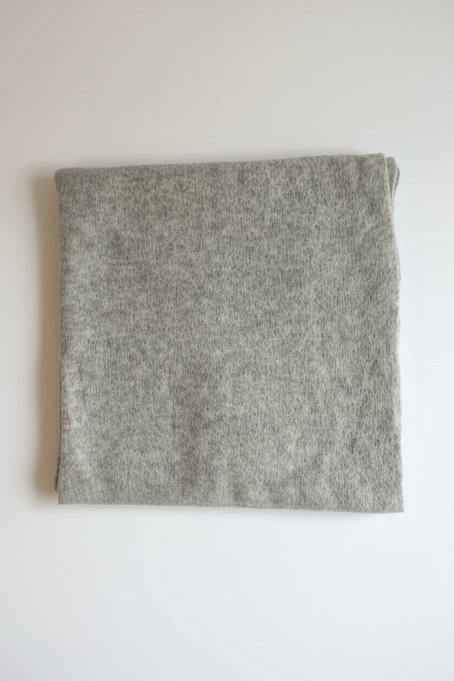 100% Cashmere Grey Poncho