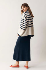 4061-09 Striped Taylor Roll Neck White/Navy ONE SIZE 100 Percent Cashmere AW22-KPA garment