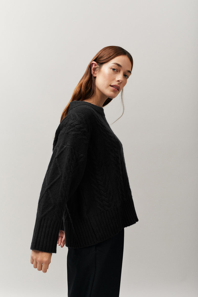 Cable Sweater Black 100 Percent Cashmere AW22_KPA garment